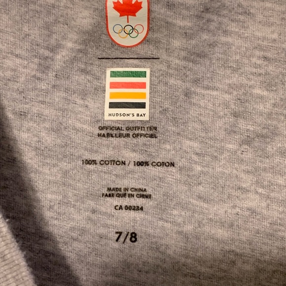 Hudson’s Bay Team Canada Olympics long sleeves 7/8 - Picture 2 of 5